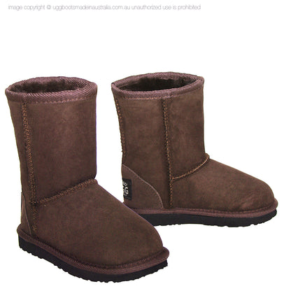 kids classic short ugg boots chocolate